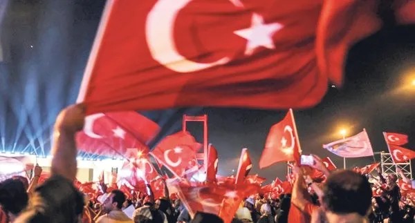 Bir gecede yeniden doğduk! Lider çağırdı millet yürüdü